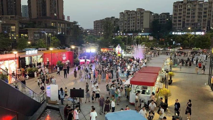 东方市最大夜场在哪里 东方市哪里有夜市