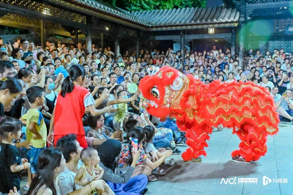 中国有多少夜场人口 中国夜场城市排名