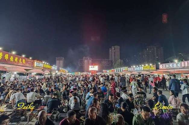 中街夜场烧烤在哪里买的 中街夜场烧烤在哪里买的到