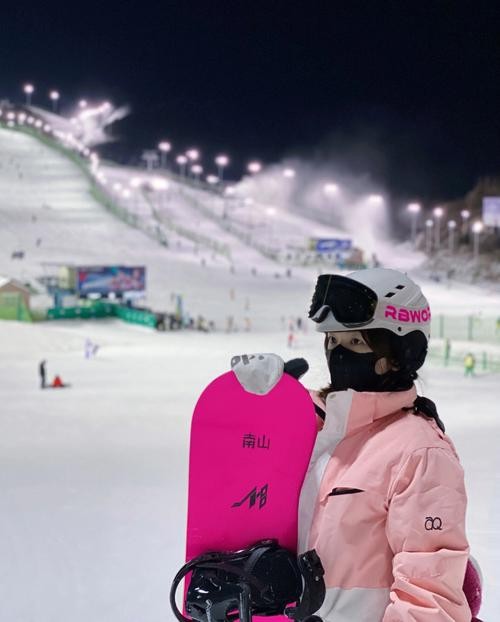 为什么夜场滑雪贵呢 为什么滑雪场夜场女士免费