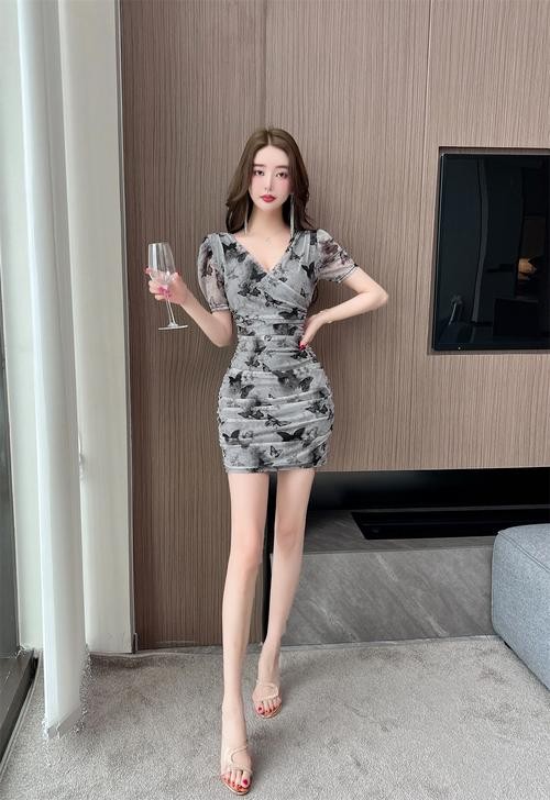 兰州夜场女孩穿什么衣服 兰州夜场女孩穿什么衣服好看