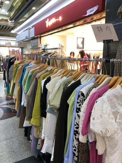 十三行夜场服装店怎么样 十三行服装市场营业时间