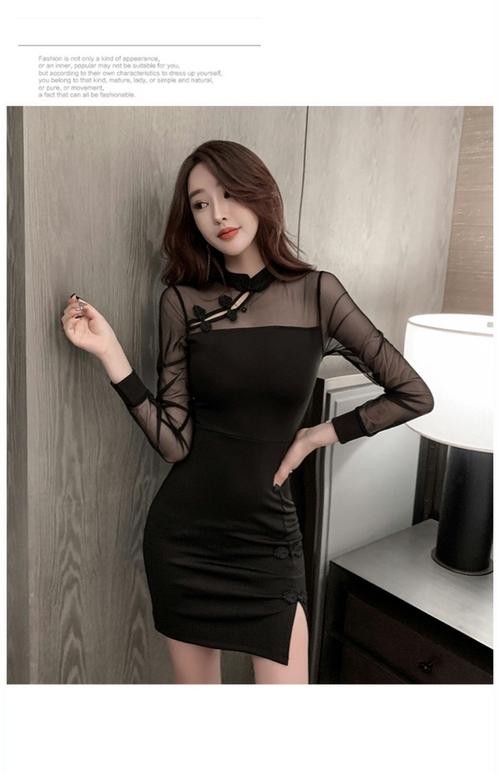 去夜场上班衣服怎么穿的 在夜场上班穿什么衣服最好看？