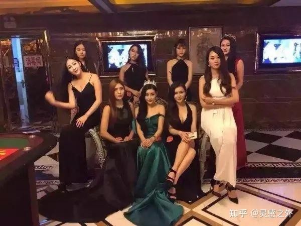 夜场女抢客户怎么办 夜场女会跟客人走吗