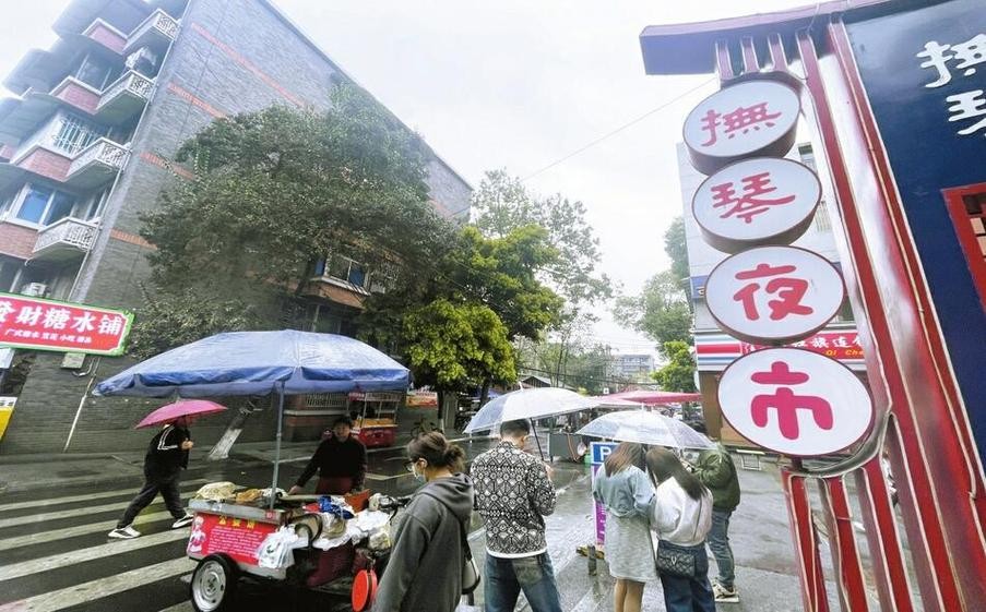 巢湖网红夜场在哪里进 巢湖夜市在哪里