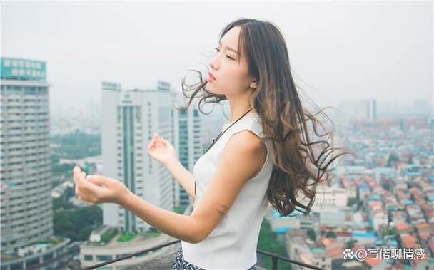 怎么和夜场女搭讪 怎么跟夜店女聊天