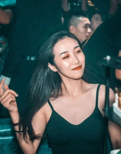 怎么评价夜场美女 怎么评价夜场美女好看